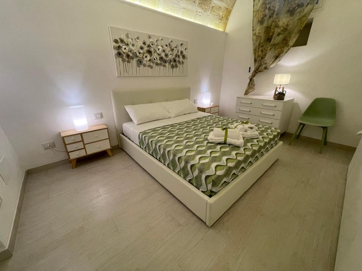 Appartamento La Perla del Borgo Taranto Esterno foto